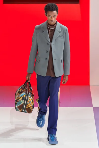 Look 31